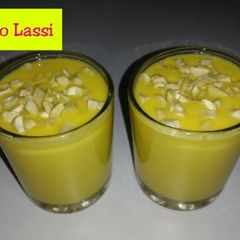 A picture of Mango Lassi.