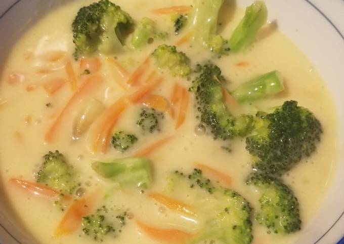 Sopa de brócoli estilo Panera Bread Receta de Maria Sola- Cookpad