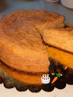 Una foto de Pastel de zanahoria 🎂🥕- Receta Fácil
