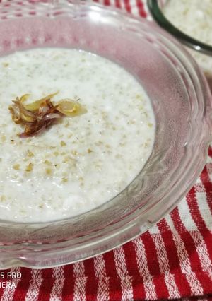 A picture of Broken Suji Wheat Porridge.