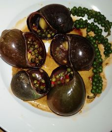 ốc bươu nướng