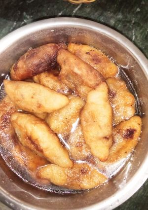 মিষ্টী আলুর পুলি (Misti aloor puli recipe in Bengali) রেসিপির প্রধান ছবি