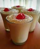 Crema-mousse de piña y leche condensada