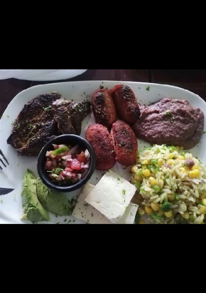 Una foto de Plato típico hondureño 😋
