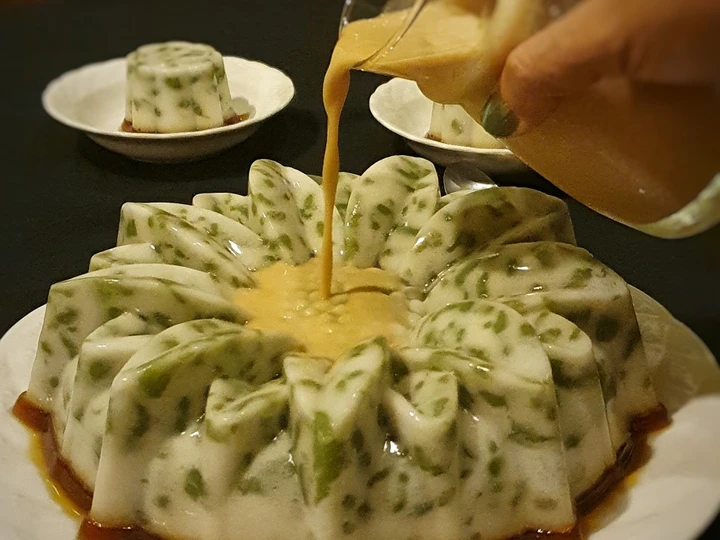 Cara Gampang Menyiapkan Resep 165. Puding Cendol Saus Karamel yang Lezat Sekali Anti Ribet, Mantap