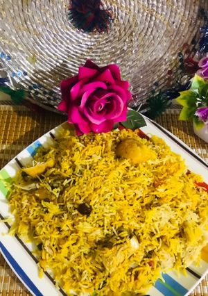 A picture of Punjabi chicken pulao.
