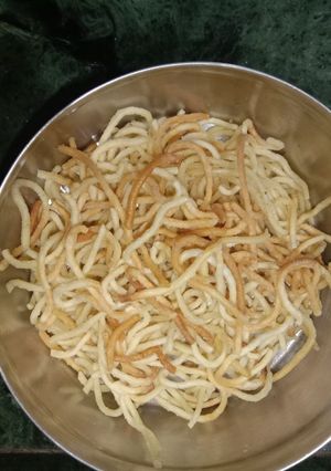 फ्राईड नूडल्स रेसिपी चे मुख्य फोटो 
