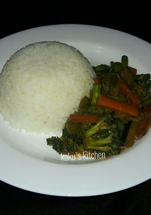A picture of Stir fried veggies.