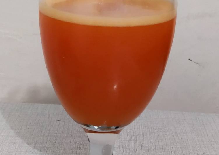Langkah Mudah untuk Menyiapkan Jus wortel mix tomat yang Lezat