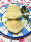 Pak Thong Koh (Apem Putih)/Steamed White Sugar Cake