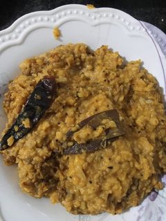 મગ ની ખીચડી (Moong Khichdi Recipe In Gujarati) રેસીપી મુખ્ય ફોટો