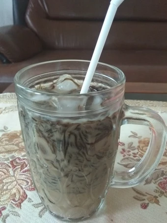 Langkah Mudah untuk Menyiapkan Resep Es capucino cincau yang Bisa Manjain Lidah Anti Ribet, Bisa Manjain Lidah