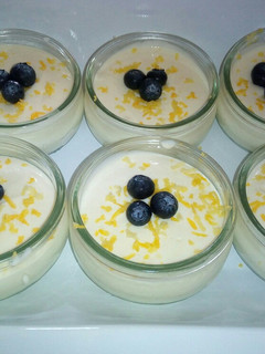 Una foto de Mousse de limón fácil