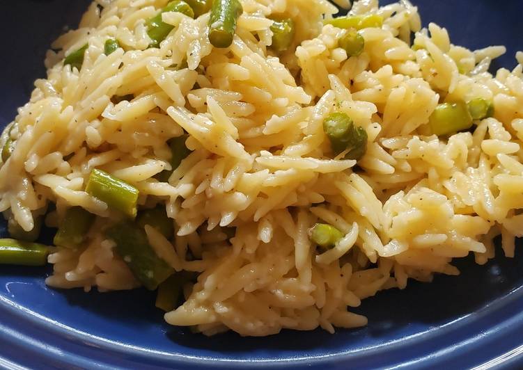 Asparagus orzo