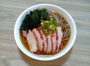Hình của món Mì Soba xá xíu (mì Nhật biến tấu).