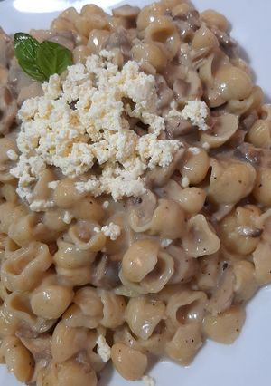 Una foto de Champignones en salsa alfredo