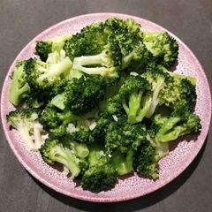 A picture of Sauteed Brocolli.
