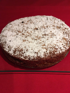 Una foto de Tarta de brownie de café, nueces y chocolate blanco
