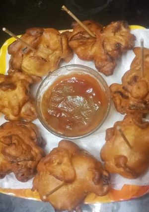 পেঁয়াজ পকোড়া(peyaj pakora recipe in Bengali) রেসিপির প্রধান ছবি