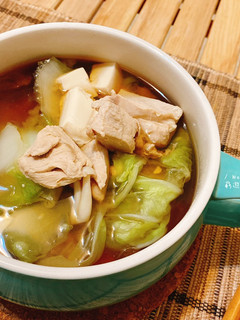 一鍋到底｜味噌雞肉豆腐蔬菜湯 的食譜成品照片
