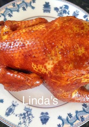 Hình của món HongKong Soy Sauce Chicken        (Gà nấu tương kiểu HongKong).