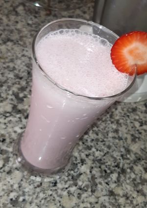 A picture of Strawberry milkshake.