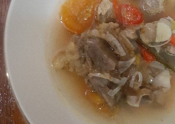 Ini dia! Resep memasak Asem asem daging + balungan sapi  sedap
