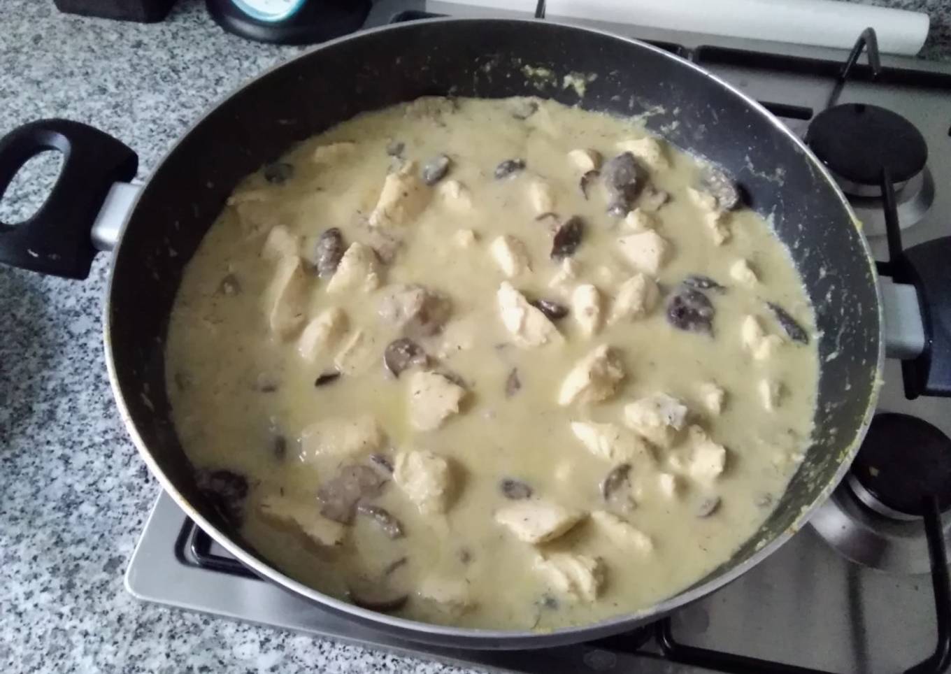 Tacos de pollo con mango y shiitake