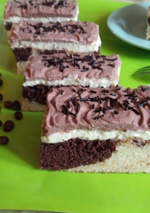 Bögrés, krémtúrós szelet☕🍫🍶 recept fotója