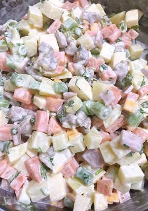 Hình của món Salad Nga.