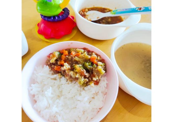 Langkah Mudah untuk Menyiapkan MPASI 1y+ (Veggies &amp; Beef Rice Bowl) yang Lezat