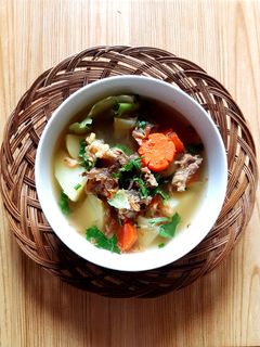 Foto resep Soup daging sayuran