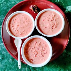 A picture of Sago and sewai Kheer/Tapioca and Vermicelli Dessert.