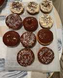 Donutsbizco con cobertura chocolate (un invento)