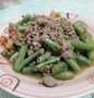 Langkah Mudah untuk Membuat Resep  Tumis buncis siram daging cincang yang Enak Banget, Bisa Manjain Lidah