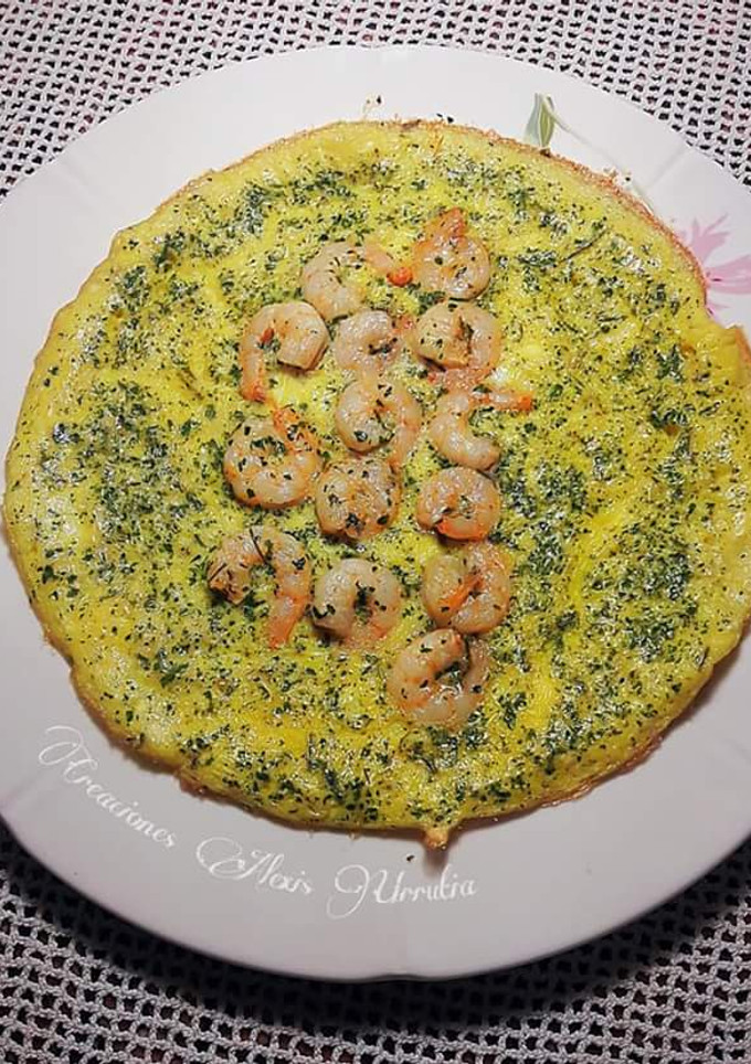 Una foto de Tortilla descubierta de gambas