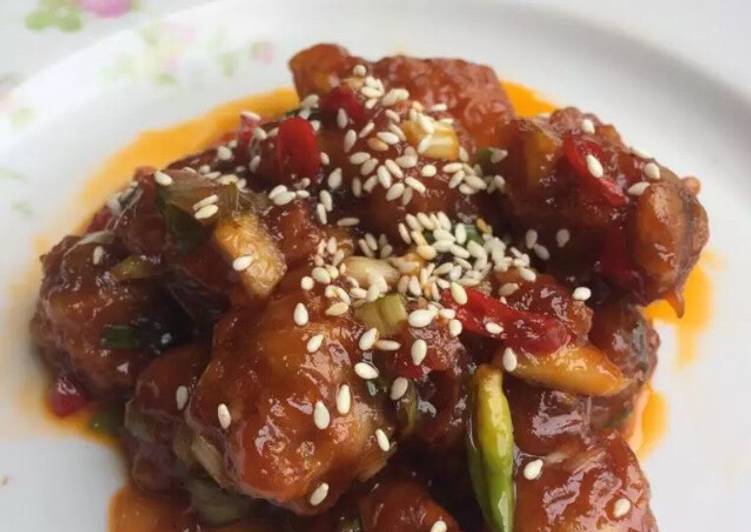 Bahan Menyiapkan Cumi Crispy Asem Manis 🐙 yang Sempurna