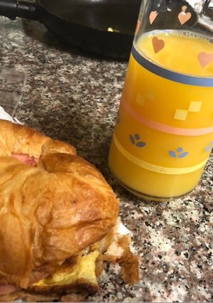 Una foto de Cuernito de desayuno
