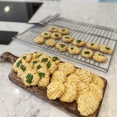 A picture of Dried Shrimp Cookies.