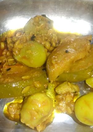 कैरी गूंदा अचार रेसिपी मुख्य फोटो