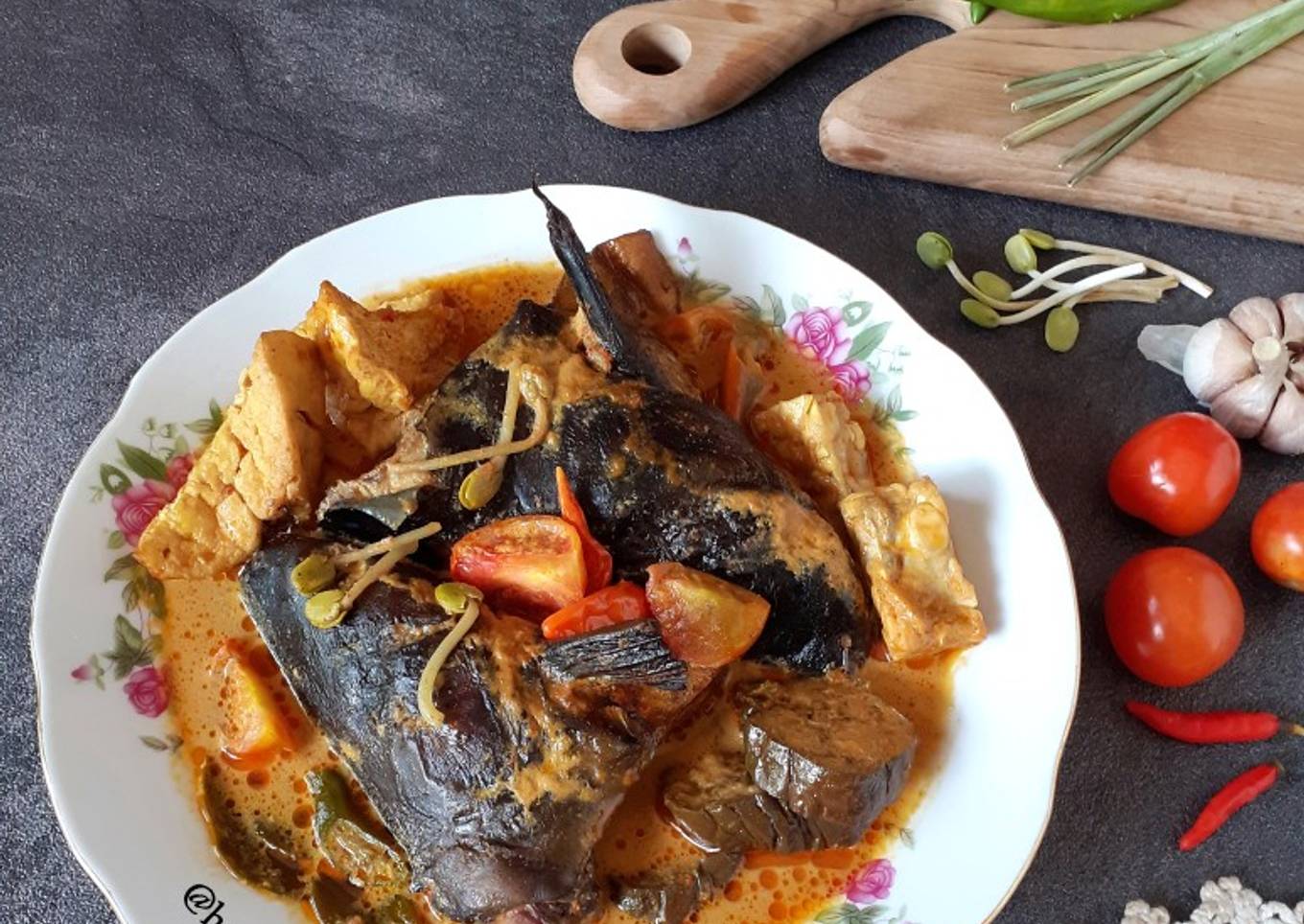 Kepala Manyung Masak Santan (Mangut Ndas Manyung)