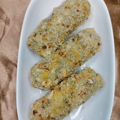 A picture of Ramzan Special Cheese Rolls for Iftar.