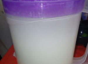 Una foto de Agua fresca de jícama a la Mario, s