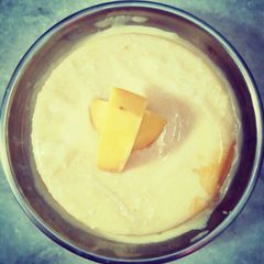 A picture of Mango rabdi ice-cream.