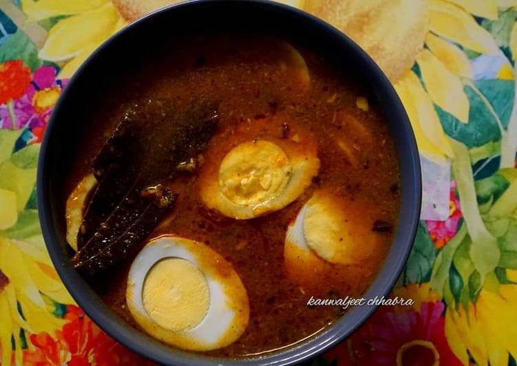 How to Make Super Quick Homemade Dhaba style egg curry