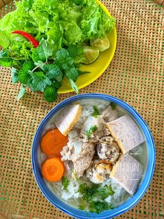 Hình của món Bún Mọc.