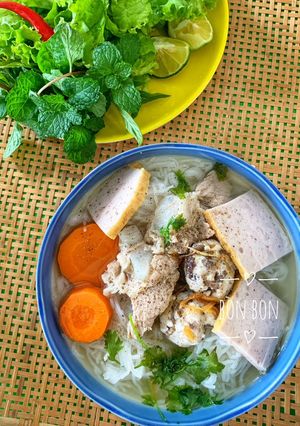 Hình của món Bún Mọc.