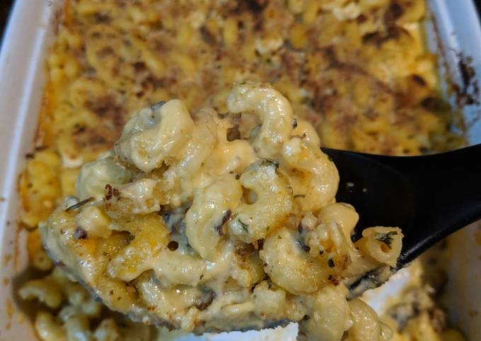 Gourmet Baked Mac 'N Cheese