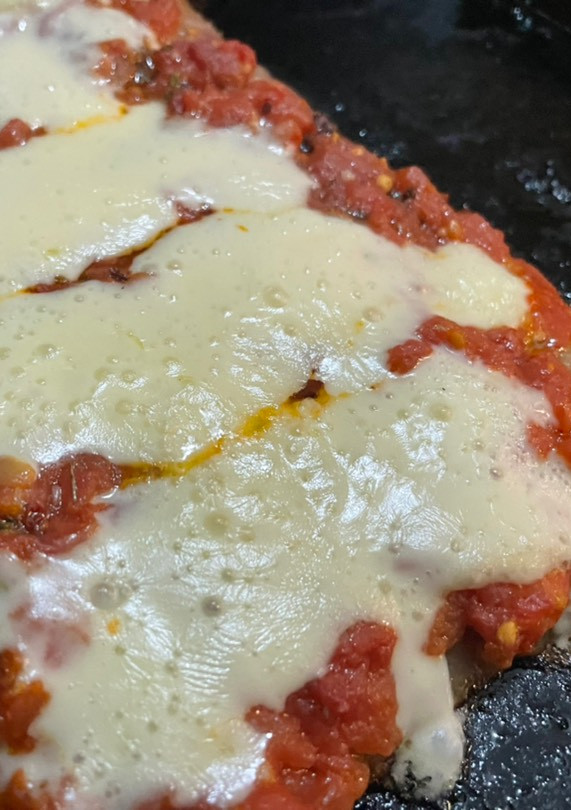Una foto de Matambrito de 1 kg tierno a la pizza