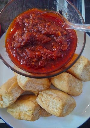 Foto resep Sambal Tomat Terasi Goreng (teman makan Ayam Goreng Lengkuas)